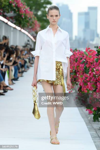 Michael Kors Collection Spring 2022 Ready-to-Wear Fashion Show