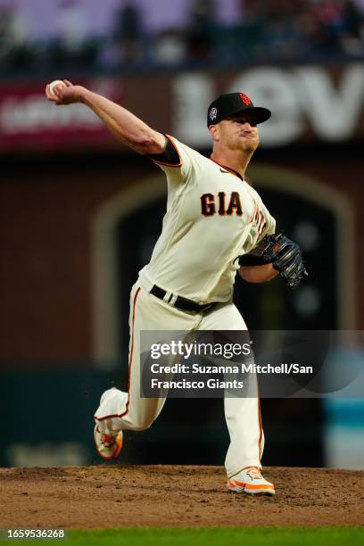 Alex Cobb of the San Francisco Giants pitching against the Cleveland Guardians at Oracle Park on September 11, 2023 in San Francisco, California.