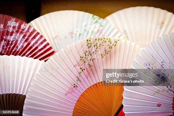 paper fan of kyoto - pieghevole foto e immagini stock