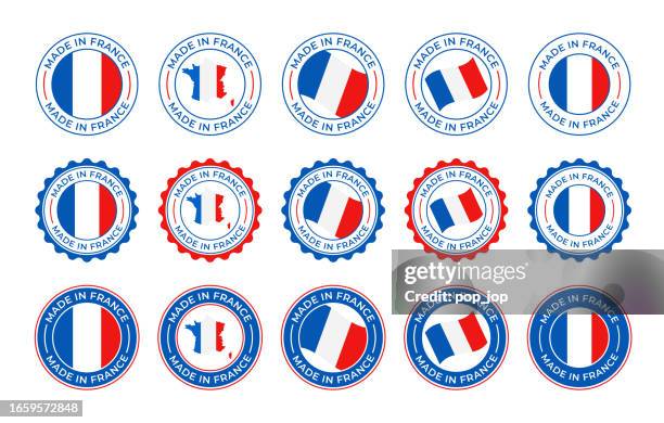 illustrations, cliparts, dessins animés et icônes de fabriqué en france - jeu vectoriel. étiquette, logo, badge, emblème, collection de timbres avec drapeau de la france et texte isolé sur fond blanc - france
