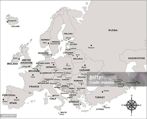 stockillustraties, clipart, cartoons en iconen met europe map with compass - rusland kaart