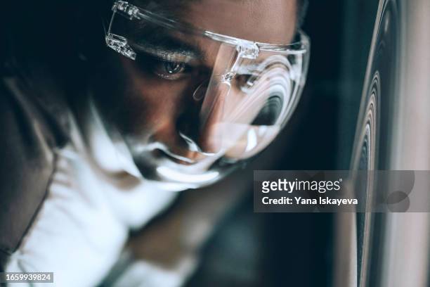 an astronaut in a futuristic helmet exploring the galaxy and outer space, embracing the unknown - rover stock pictures, royalty-free photos & images