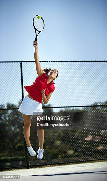テニスプレーヤーを - テニス 女性 ストックフォトと画像