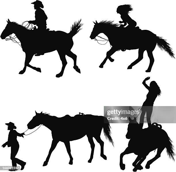 ilustraciones, imágenes clip art, dibujos animados e iconos de stock de rodeo en acción - hombre a caballo