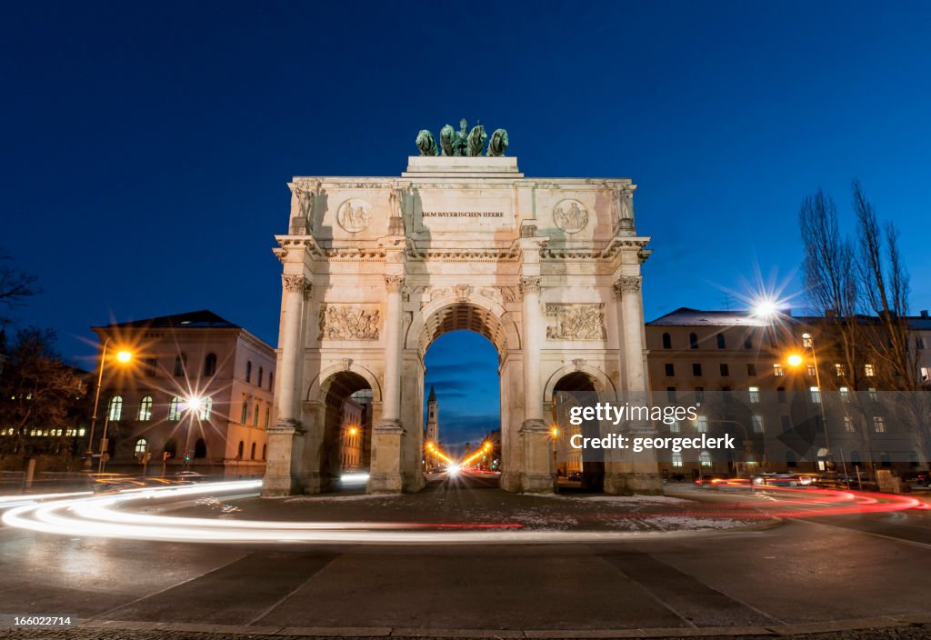 Munich Victory Gate Traffic