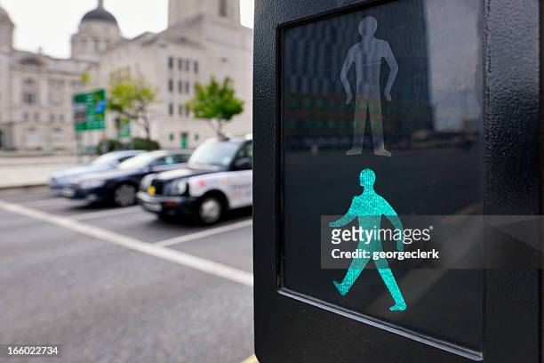 safe to cross the road - pedestrian crossing - british culture walking stock pictures, royalty-free photos & images