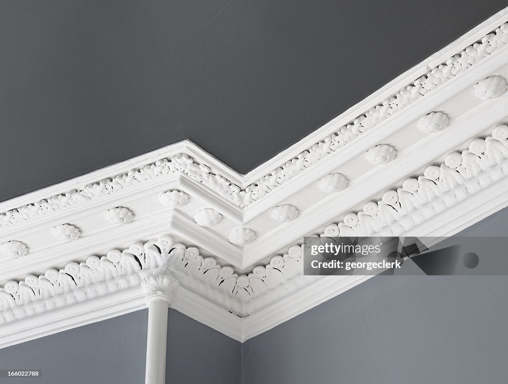 Traditional Ceiling Cornice Moulding
