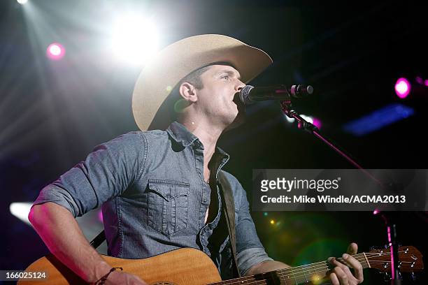 Singer Dustin Lynch performs onstage at the All Star Jam during the 48th Annual Academy Of Country Music Awards at the MGM Grand Hotel/Casino on...