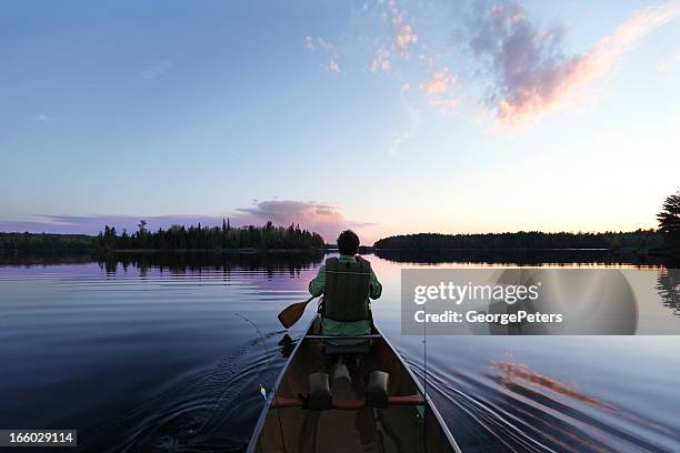 evening paddle - minnesota stockfoto's en -beelden