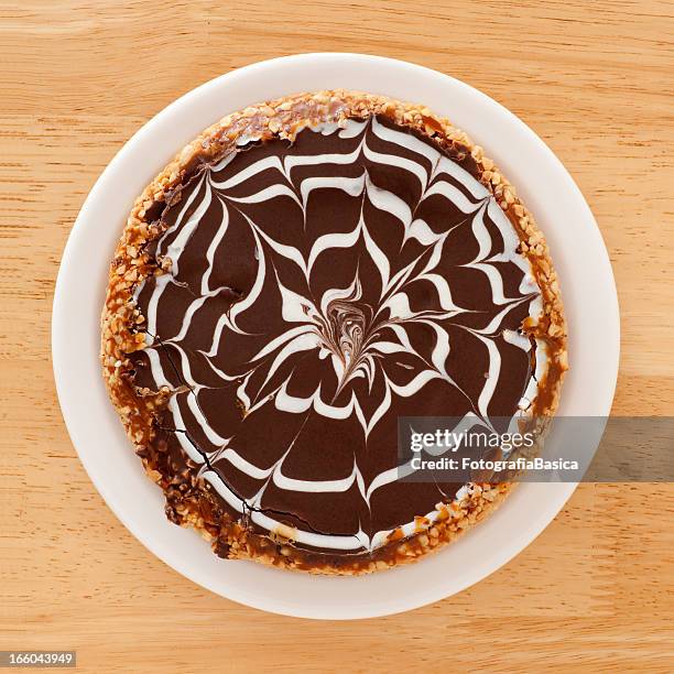chocolate cake - chocolate pie stockfoto's en -beelden