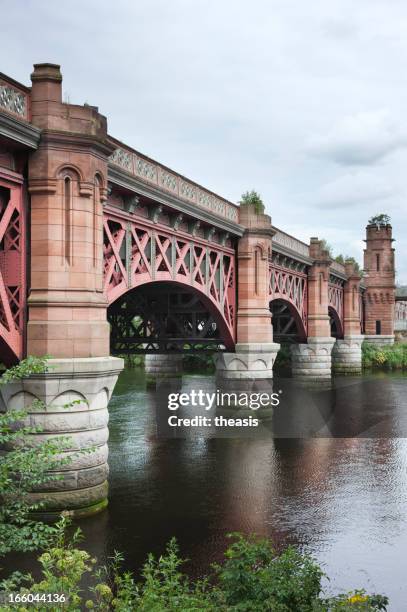 city union railway bridge, glasgow - river clyde stock pictures, royalty-free photos & images