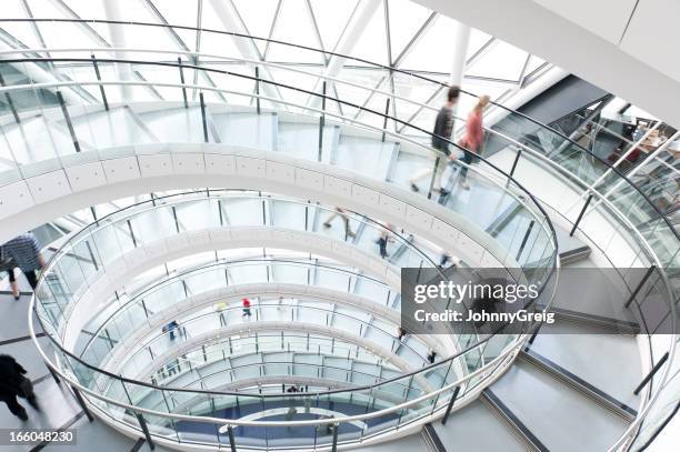 spiral wendeltreppe - government building stock-fotos und bilder