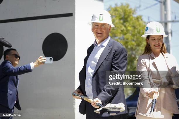 Ken Griffin, chief executive officer and founder of Citadel Advisors LLC, center, during a ground breaking ceremony for the final phase of The...
