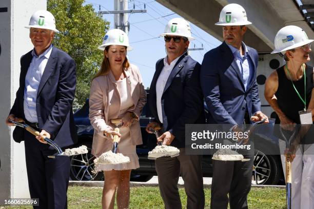 Ken Griffin, chief executive officer and founder of Citadel Advisors LLC, left, during a ground breaking ceremony for the final phase of The...