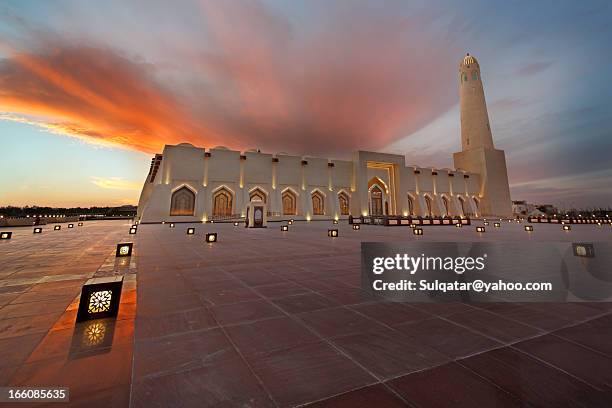 mohamed abdulwahab mosque - qatar mosque stock pictures, royalty-free photos & images