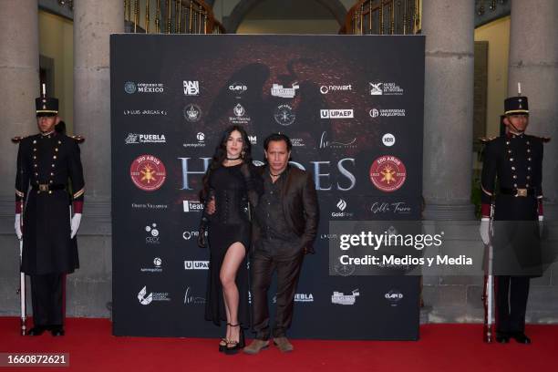 Alejandra Cardenas and Gerardo Taracena pose for a photo during the Red Carpet of `Heroes´movie premiere at Castillo de Chapultepec on September 4,...