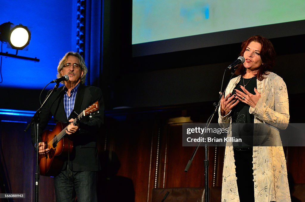 South Street Seaport Museum Fundraising Gala Concert With Roseanne Cash