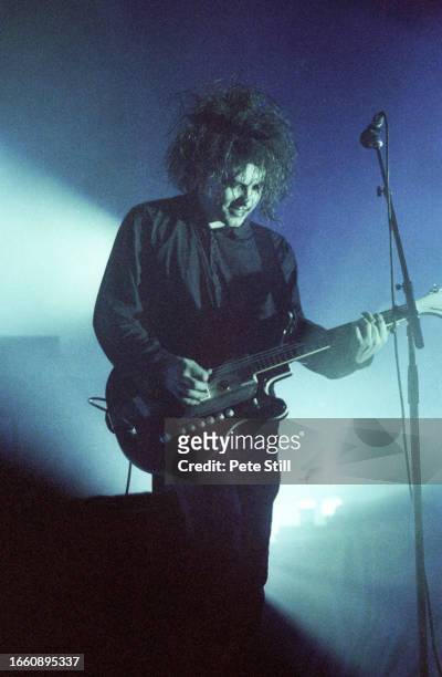 Robert Smith of English rock band The Cure performs on stage at Wembley Arena on July 23rd 1989 in London, United Kingdom.