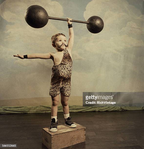 strongman - strongman stock pictures, royalty-free photos & images