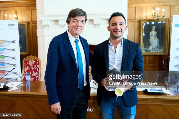 The Rector Magnificent of the UIMP, Carlos Andradas , presents the Cinematography Award of the Menendez Pelayo International University to film...