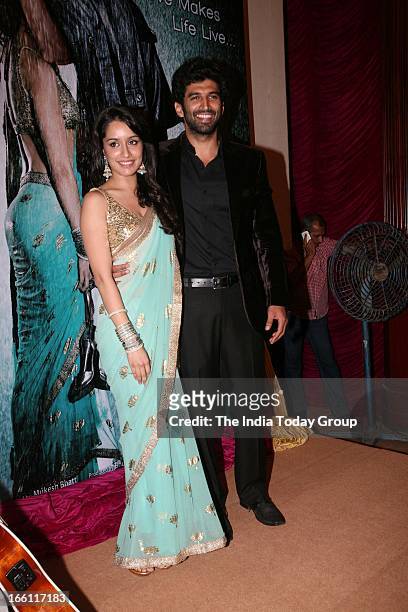 Actors Shraddha Kapoor and Aditya Kapur at the music launch of the film Aashiqui 2 in Mumbai on 8th April 2013.