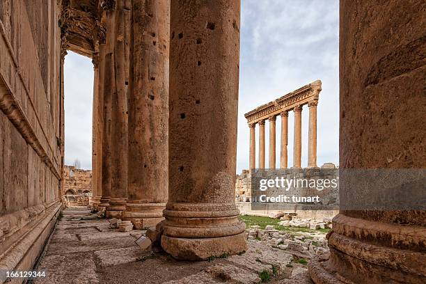 jupiter and bacchus temple, baalbek, bekaa valley, lebanon - baalbek stock pictures, royalty-free photos & images