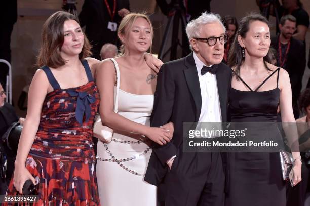 American director, actor, screenwriter, comedian, writer and playwright Woody Allen and South Korean actress Soon-Yi Previn and their daughters at...