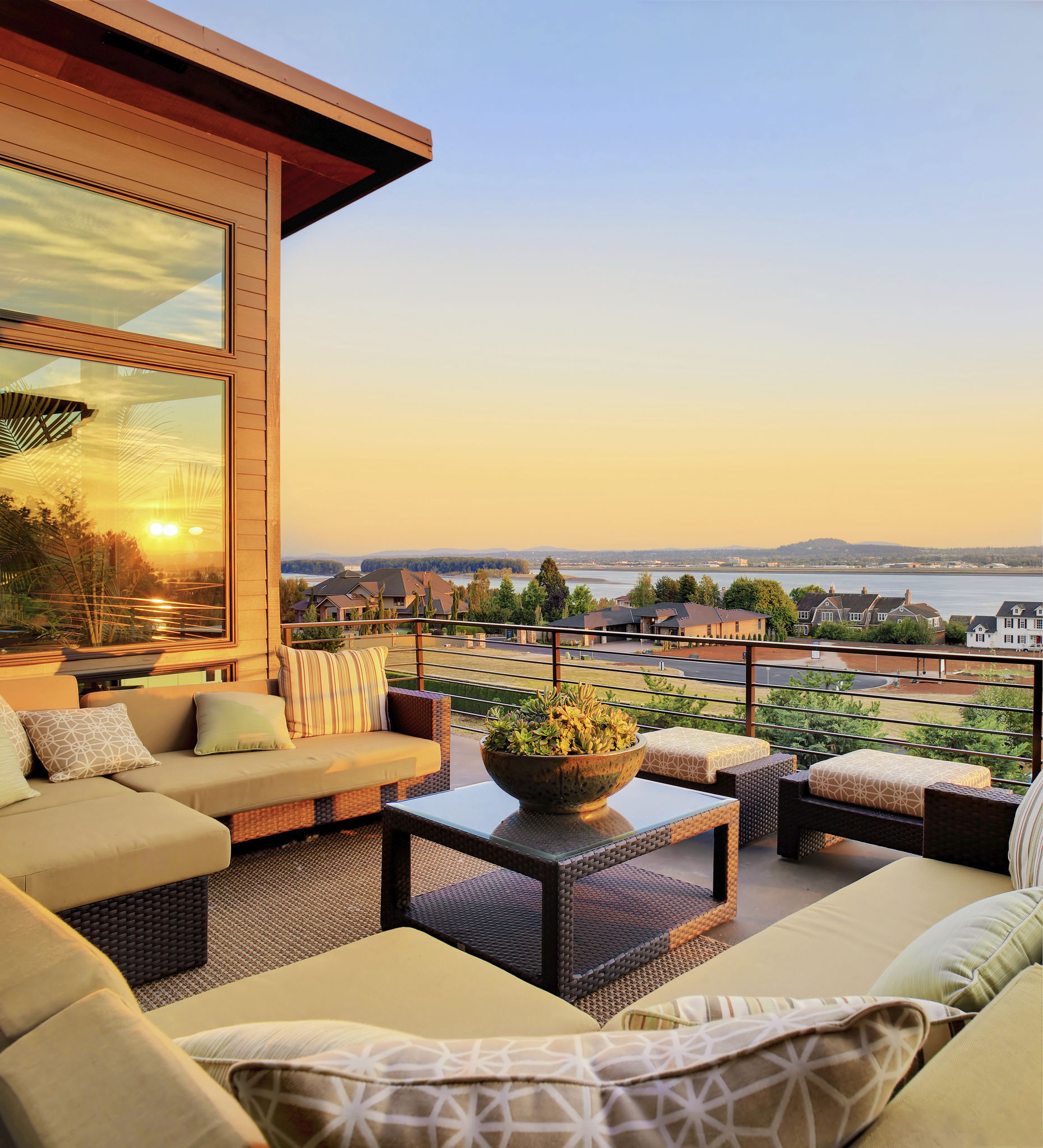 outdoor patio furniture
