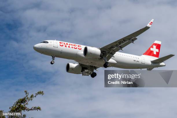 airbus a320-271n - swiss - airbus a320 stock-fotos und bilder