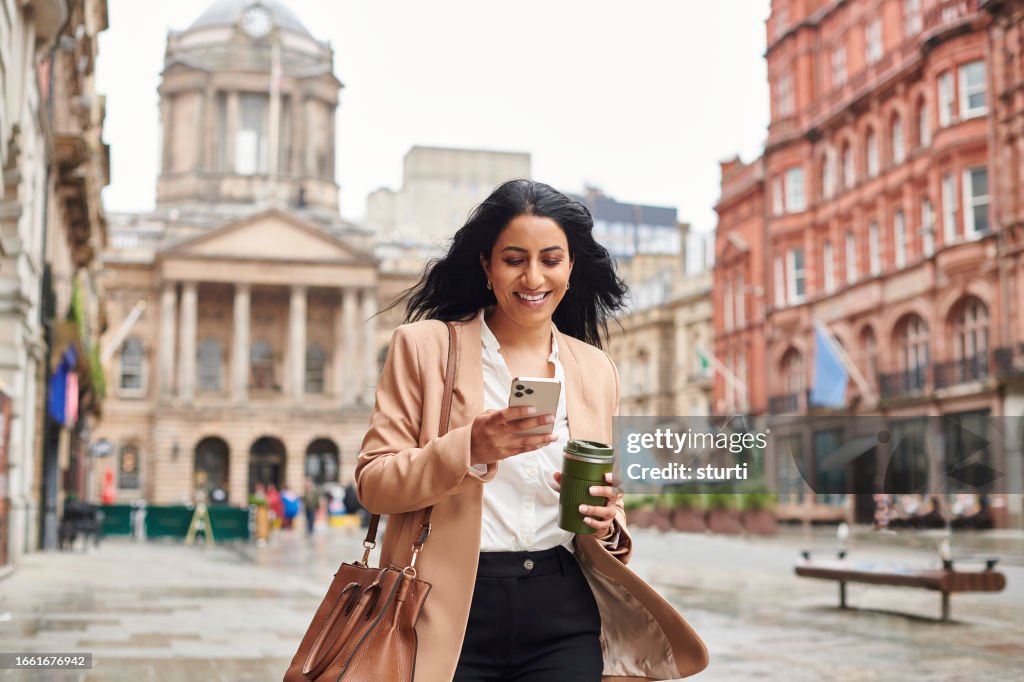Commuter's morning connection