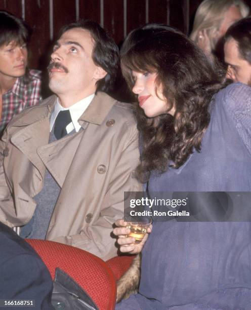 Musicians James Taylor and Carly Simon attend the "Pumping Iron" New York City Premiere on January 17, 1977 in New York City, New York.