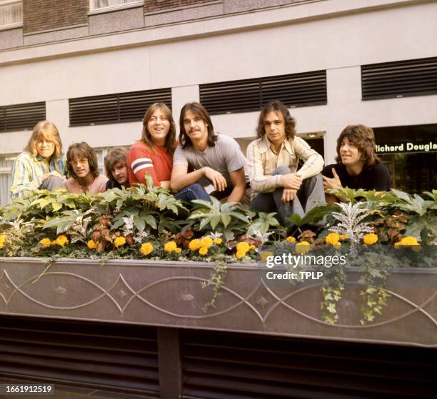 American musicians Peter Cetera, James Pankow, Lee Loughnane, Terry Kath , Walter Parazaider, Danny Seraphine and Robert Lamm, of the American rock...