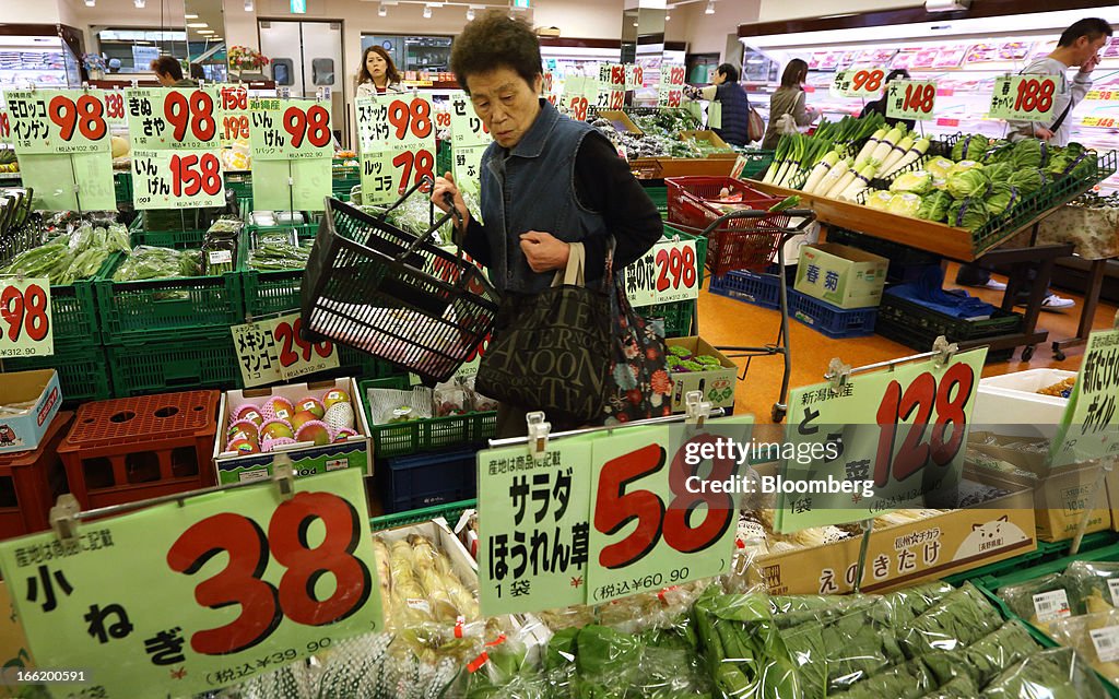 General Food Shopping Image After BOJ Sets 2 Percent Annual Price-increase Target