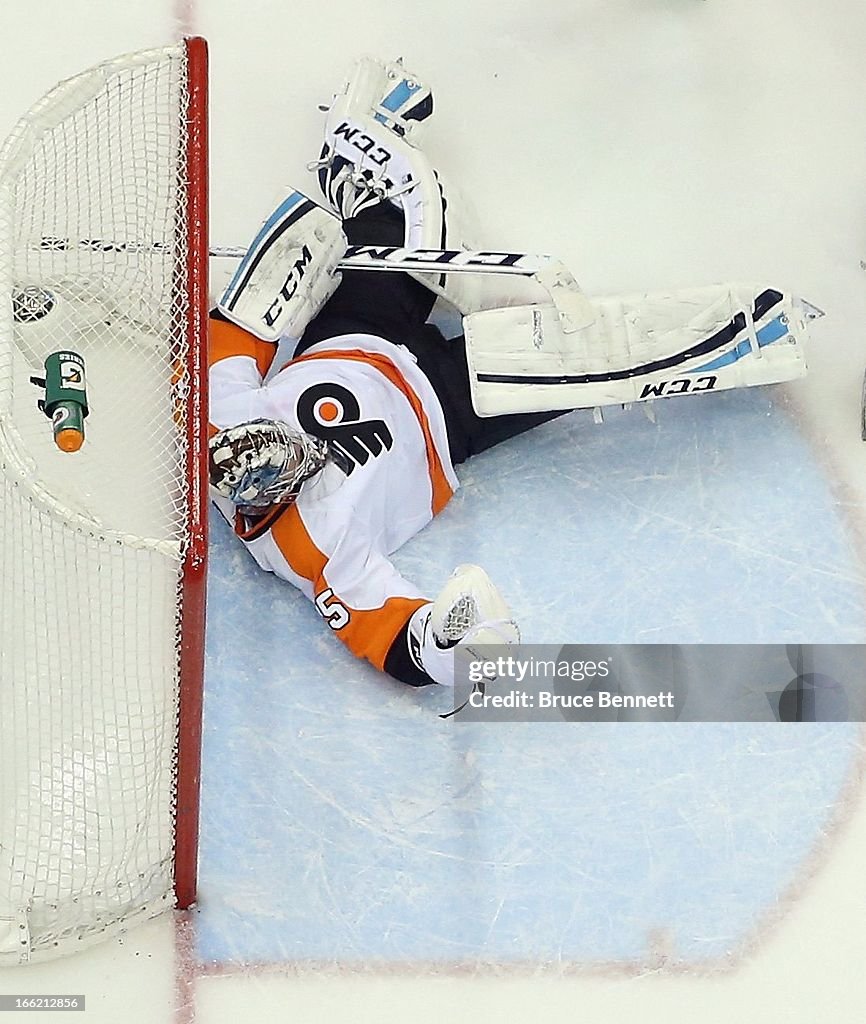 Philadelphia Flyers v New York Islanders