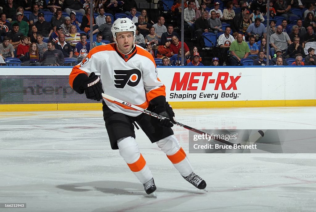 Philadelphia Flyers v New York Islanders