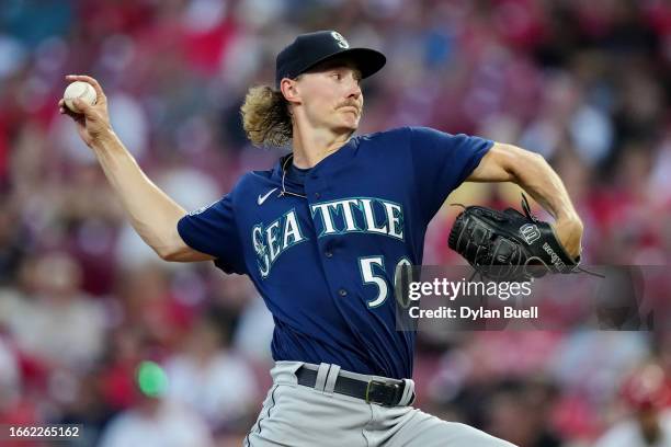 Bryce Miller of the Seattle Mariners pitches in the third inning against the Cincinnati Reds at Great American Ball Park on September 05, 2023 in...