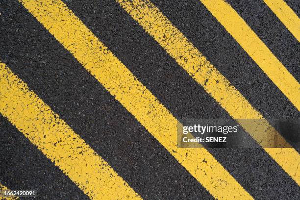 road marking - road marking stock pictures, royalty-free photos & images