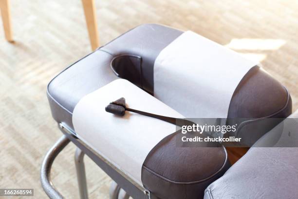 face cradle on doctor's table - chiropractic treatment stock pictures, royalty-free photos & images