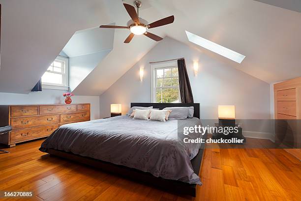 dormitorio principal - ventilador de techo fotografías e imágenes de stock