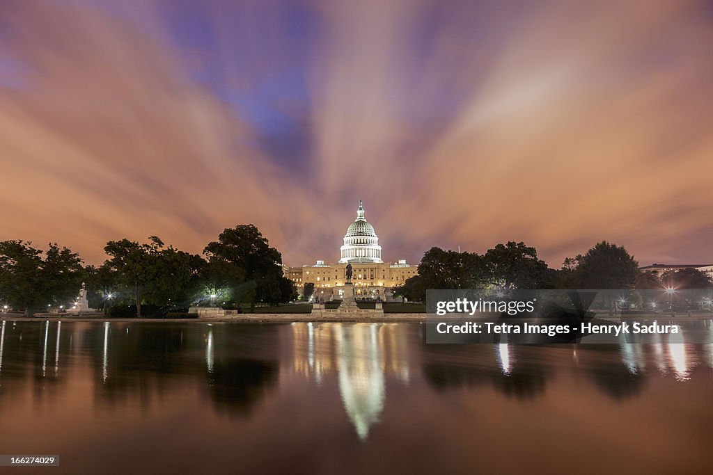 USA, Columbia, Washington DC, Capitol Building at sunrise
