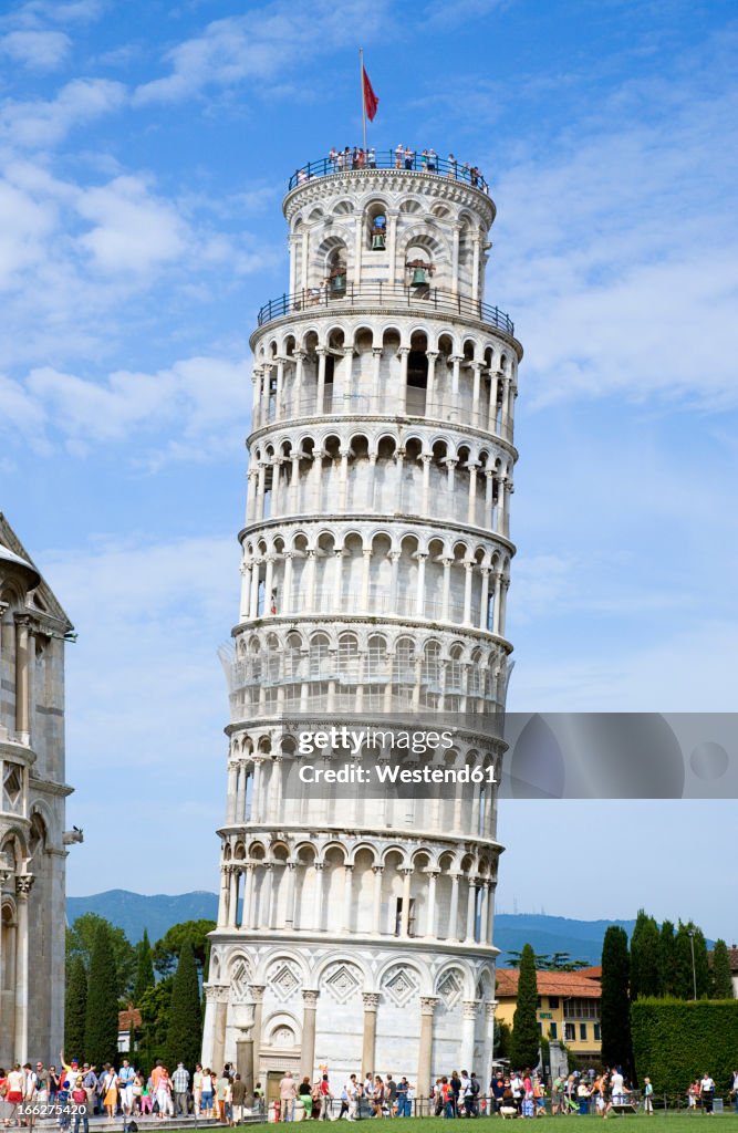 Italy, Tuscany, Pisa, Piazza dei Miracoli, Square of Miracles, Leaning Tower
