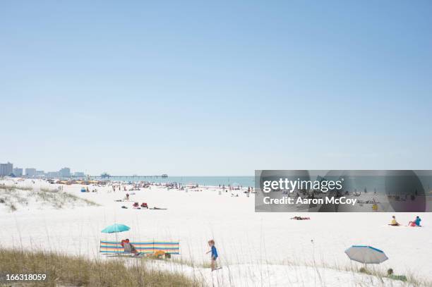 on the beach - clearwater beach fotografías e imágenes de stock