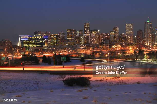 downtown denver skyline at sunset - denver winter stock pictures, royalty-free photos & images