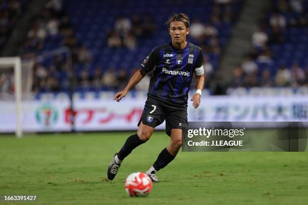 Takashi USAMI of Gamba Osaka in action during the J.LEAGUE YBC Levain Cup quarter final first leg match between Gamba Osaka and Urawa Red Diamonds at...