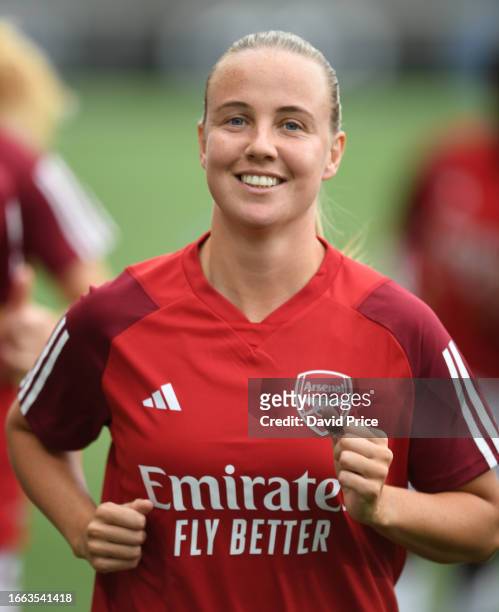 Beth Mead of Arsenal warms up before the UEFA Women's Champions League Group 3 Round 1 match between Linkopings FC and Arsenal Women at Linkoping...