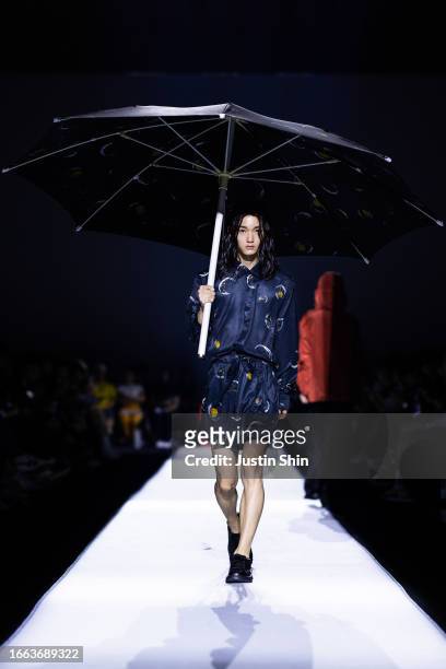 Model walks the runway during the SEOKWOON YOON show at Seoul Fashion Week S/S 2024 on September 06, 2023 in Seoul, South Korea.