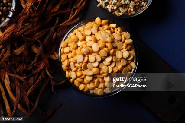 yellow lentils chana dal with seaweed and basil - sesame stock pictures, royalty-free photos & images