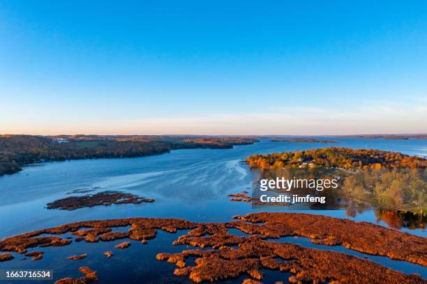 aerial rice lake y trent river, hastings, canadá - peterborough ontario fotografías e imágenes de stock