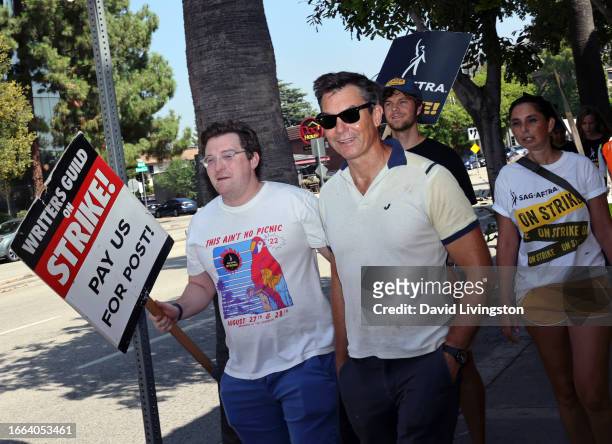 Jerry O'Connell and Jack Quaid join the picket line outside Warner Bros. Studios on September 6, 2023 in Burbank, California. Members of SAG-AFTRA...