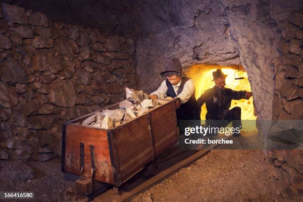 mining process from its early beginnings - zinc mineral stock pictures, royalty-free photos & images